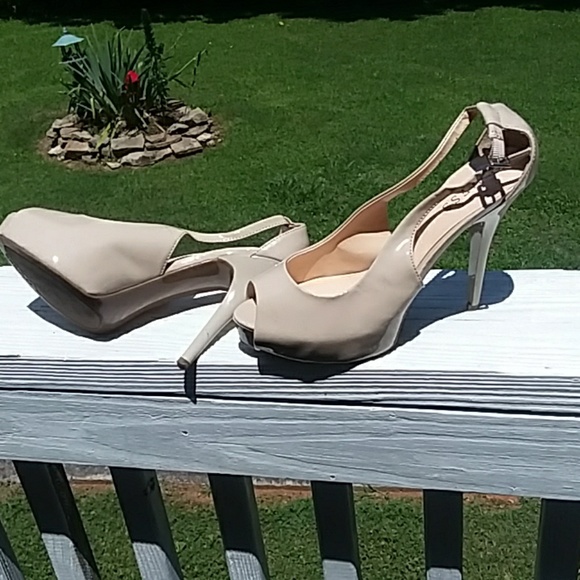 Guess Shoes - 5/$20  GUESS Hondo peek-a-boo nude Heel size 9
